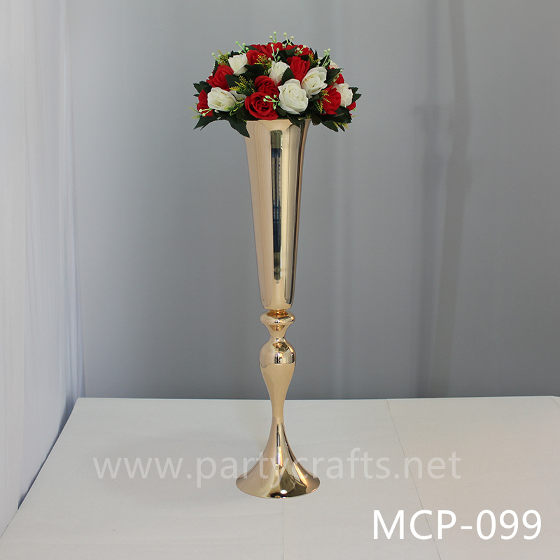 golden metal vase flower vase centerpiece wedding party event decoration bridal shower decoration