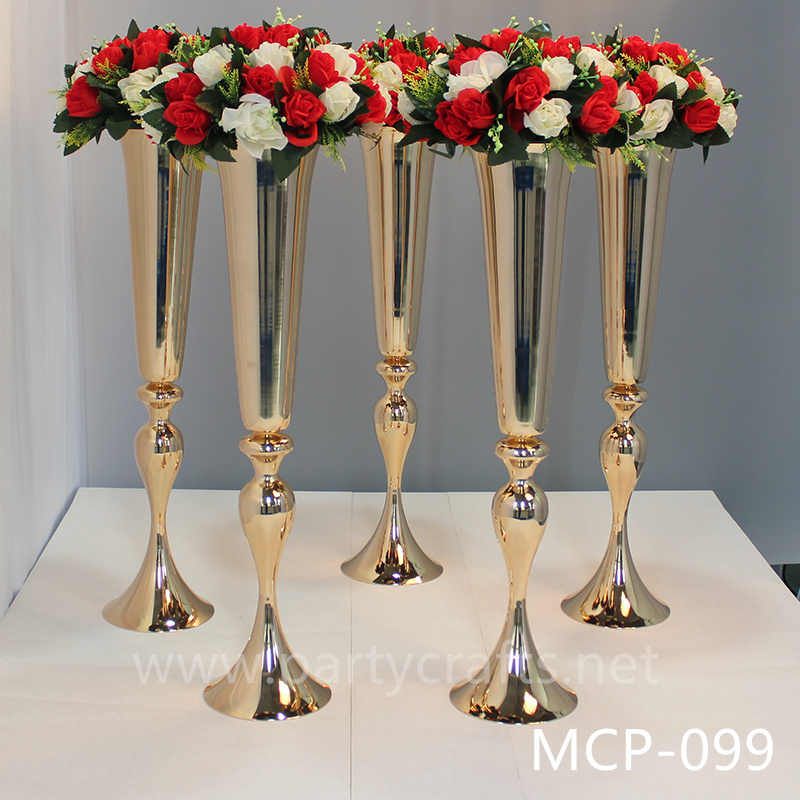 golden metal vase flower vase centerpiece wedding party event decoration bridal shower decoration