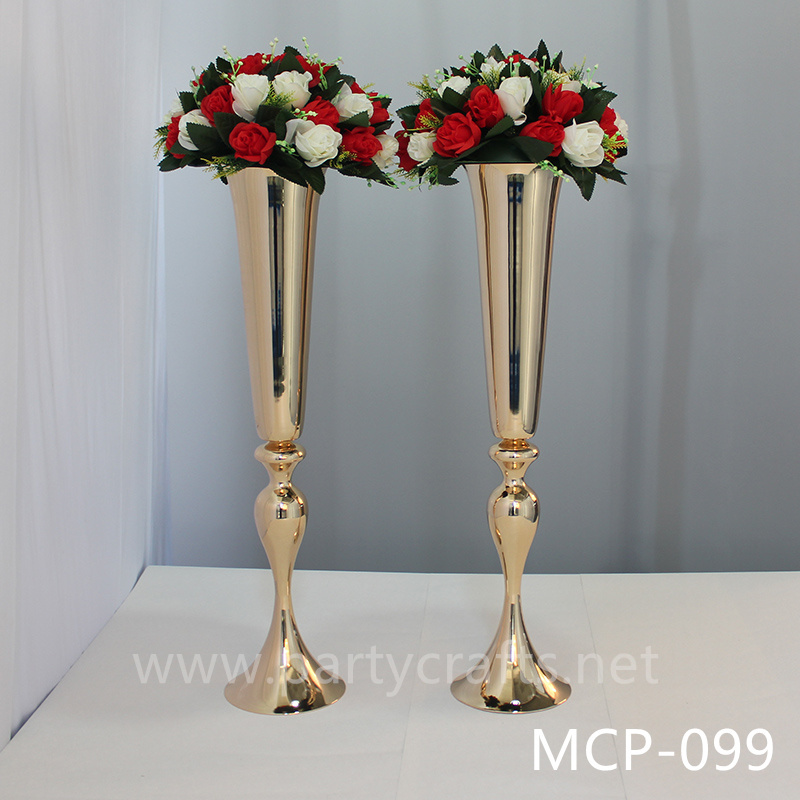 golden metal vase flower vase centerpiece wedding party event decoration bridal shower decoration