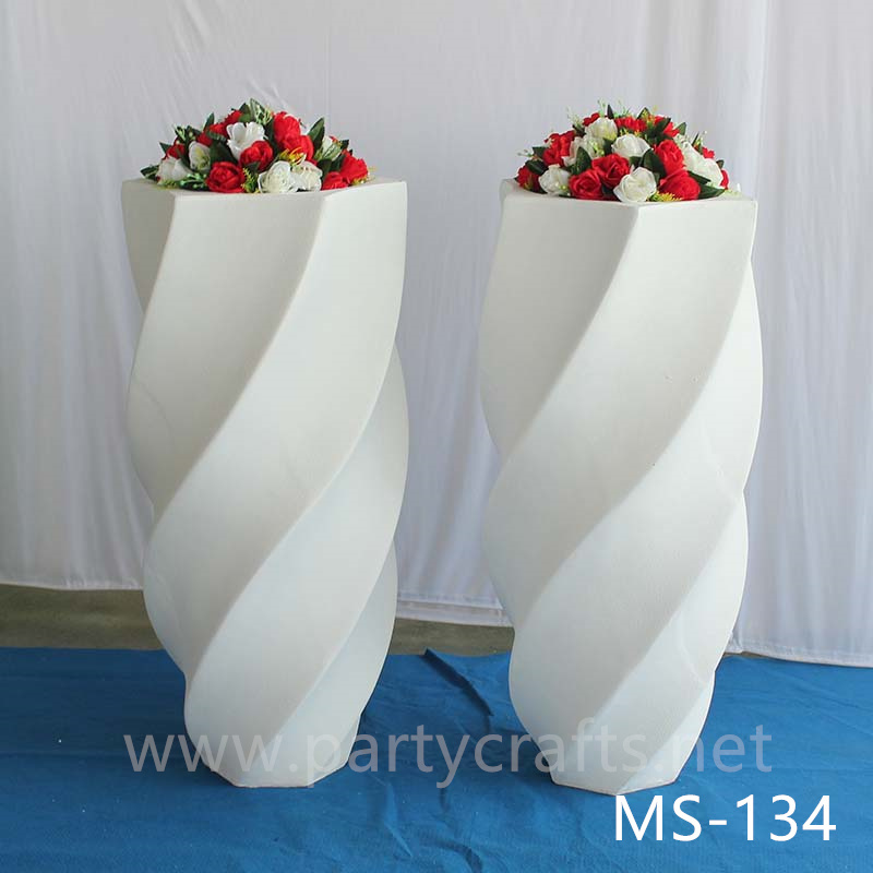 White fiberglass vase  decoration spiral pattern wedding party decoration bridal shower event decoration living room hotel hall decoration