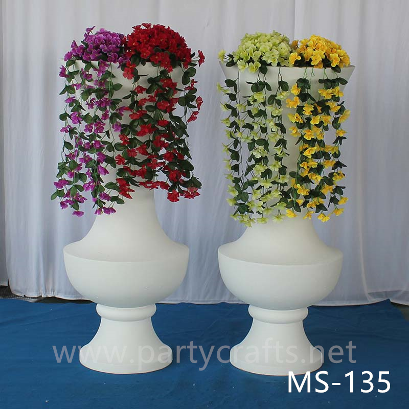 White fiberglass vase gyroscopic decoration  wedding party decoration bridal shower event decoration living room hotel hall decoration