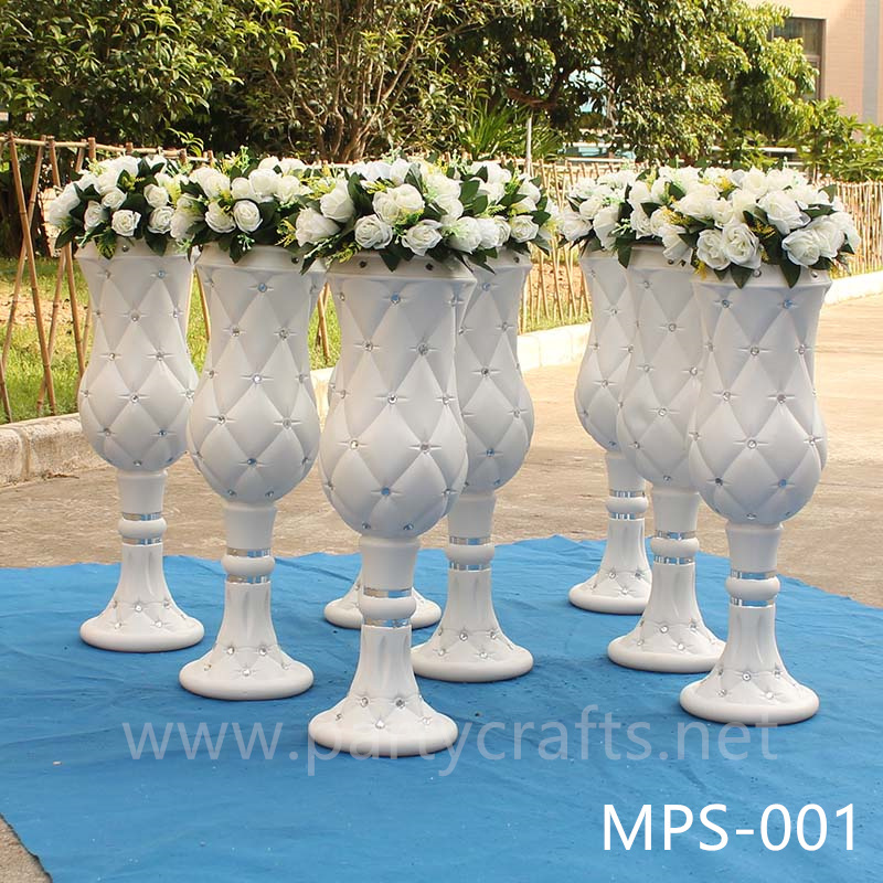 White fiberglass vase  crystal decoration  engraved pattern wedding party decoration bridal shower event decoration living room hotel hall decoration