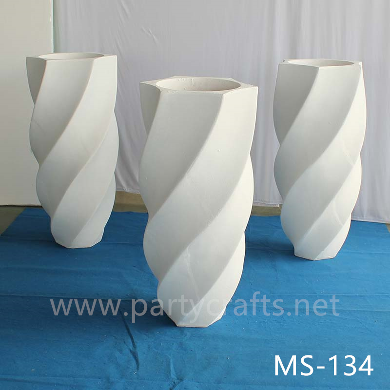 White fiberglass vase  decoration spiral pattern wedding party decoration bridal shower event decoration living room hotel hall decoration