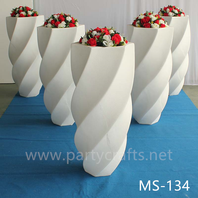 White fiberglass vase  decoration spiral pattern wedding party decoration bridal shower event decoration living room hotel hall decoration