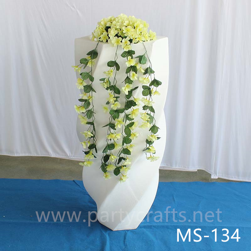 White fiberglass vase  decoration spiral pattern wedding party decoration bridal shower event decoration living room hotel hall decoration