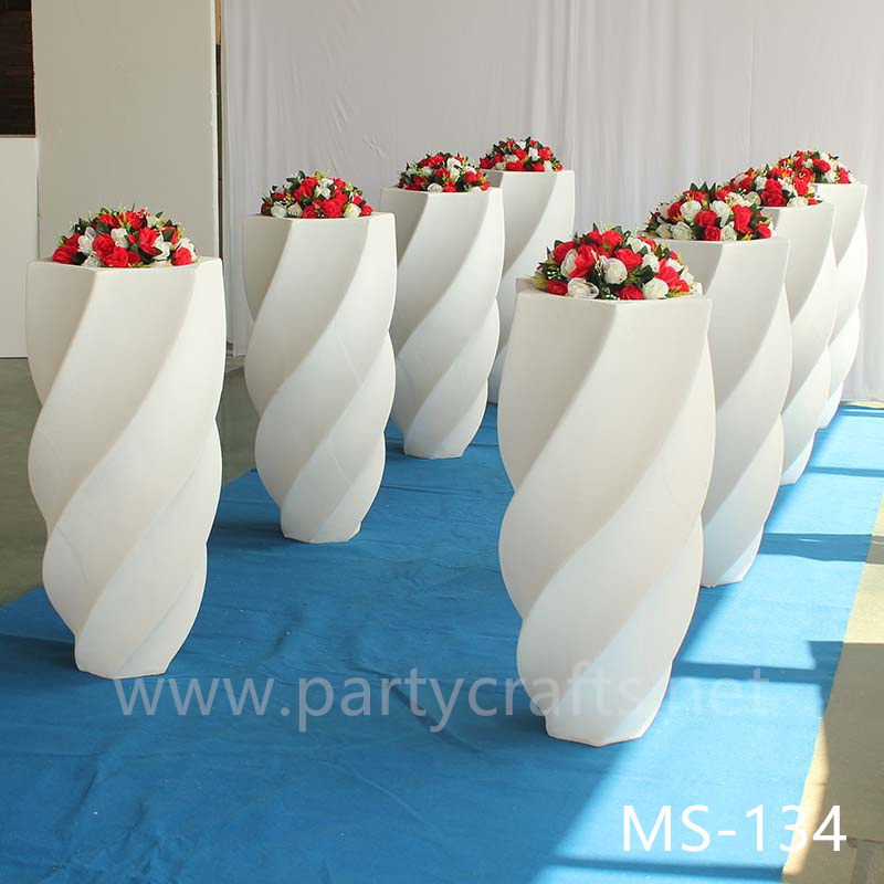 White fiberglass vase  decoration spiral pattern wedding party decoration bridal shower event decoration living room hotel hall decoration