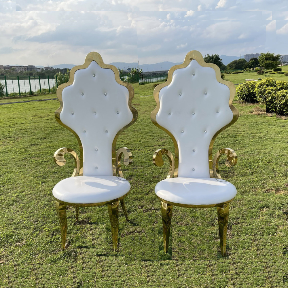 Set of 2 Golden Throne Chairs Luxury Bride & Groom Armchairs Bridal Shower Chairs Couples Wedding Event Chairs Party Decoration Reception Seating
