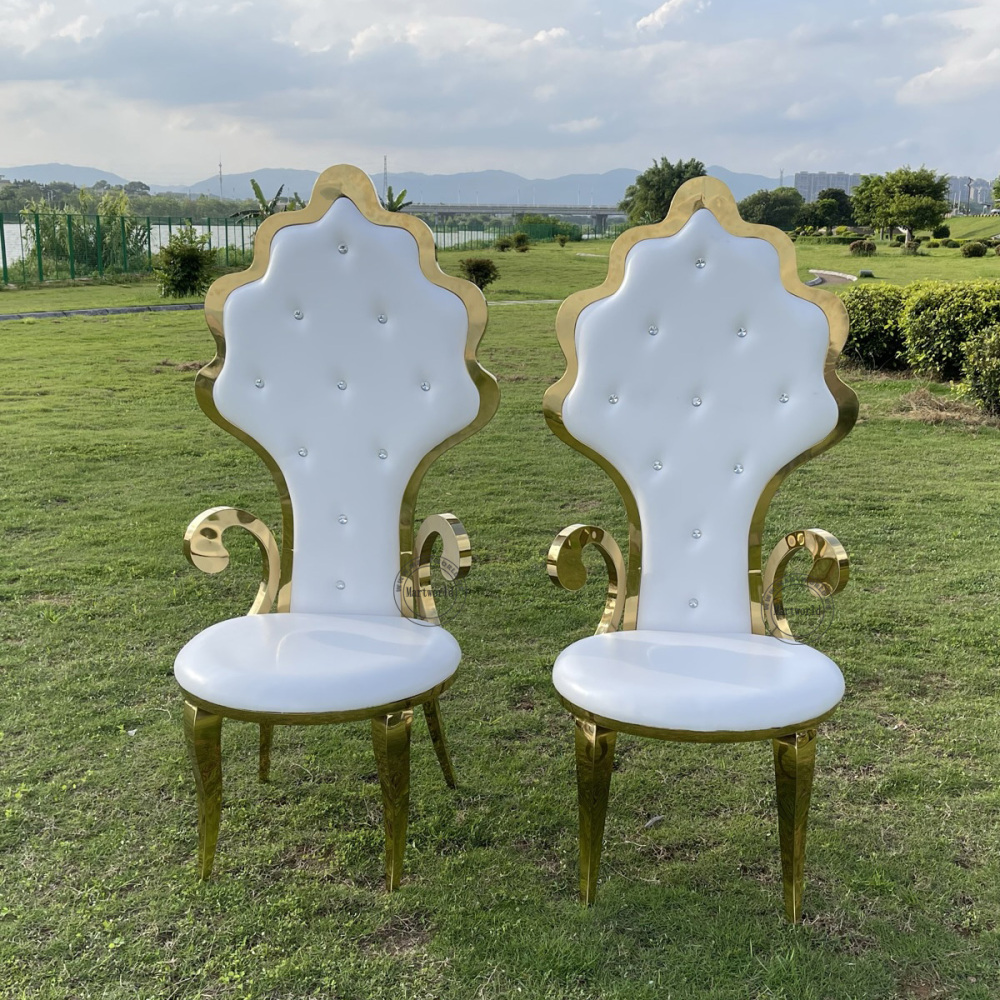 Set of 2 Golden Throne Chairs Luxury Bride & Groom Armchairs Bridal Shower Chairs Couples Wedding Event Chairs Party Decoration Reception Seating