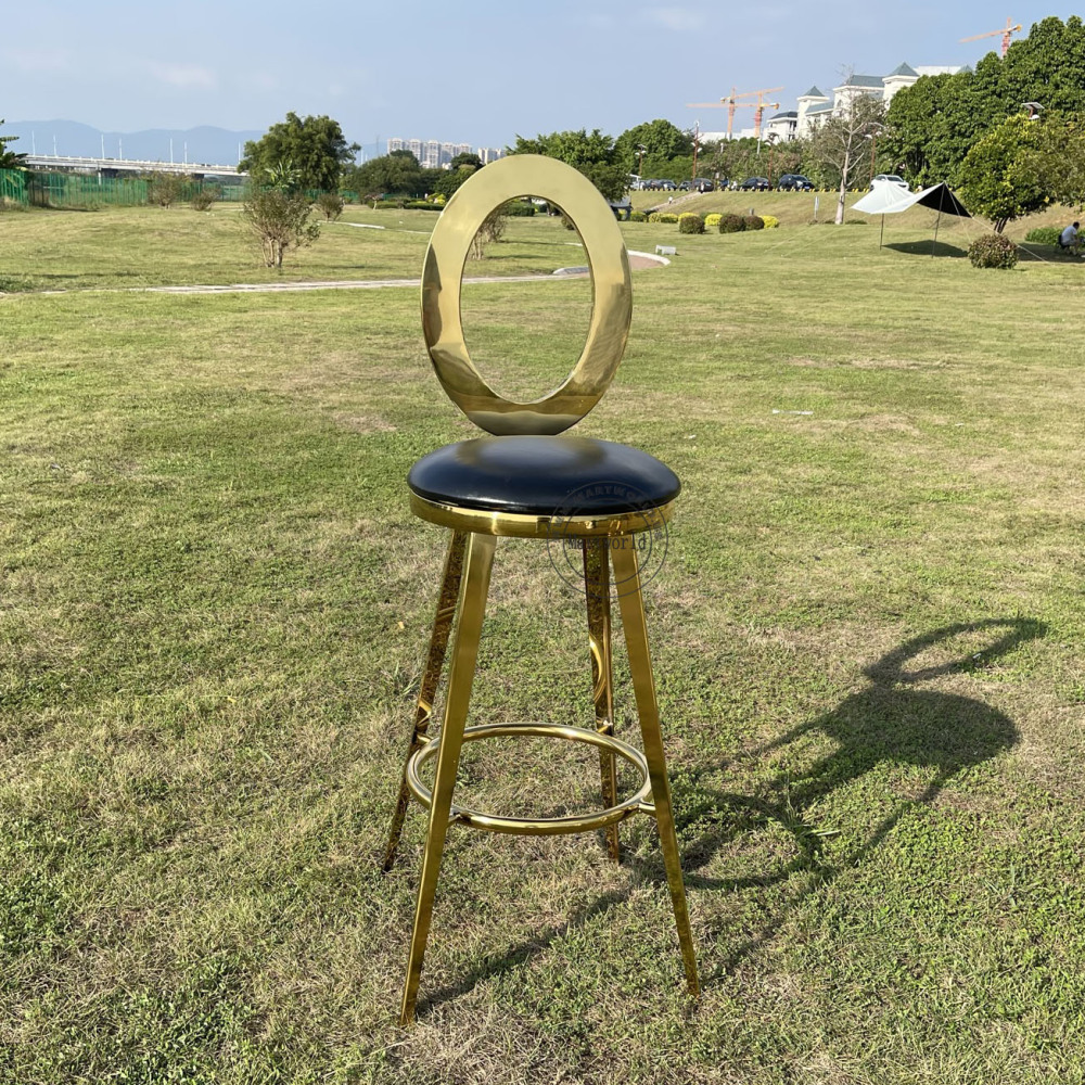 Gold Drink Bar Table and Bar Stools Set Party Event Dessert Bar Sweets Bar Decor Dining Room Decor Backyard Garden Decor Stylish Modern Furniture for Entertaining and Home Use