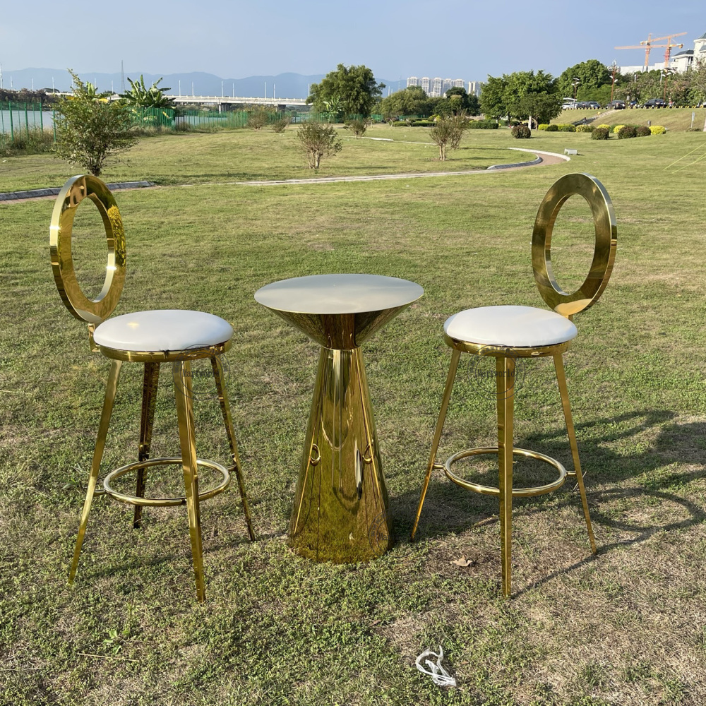 Gold Drink Bar Table and Bar Stools Set Party Event Dessert Bar Sweets Bar Decor Dining Room Decor Backyard Garden Decor Stylish Modern Furniture for Entertaining and Home Use