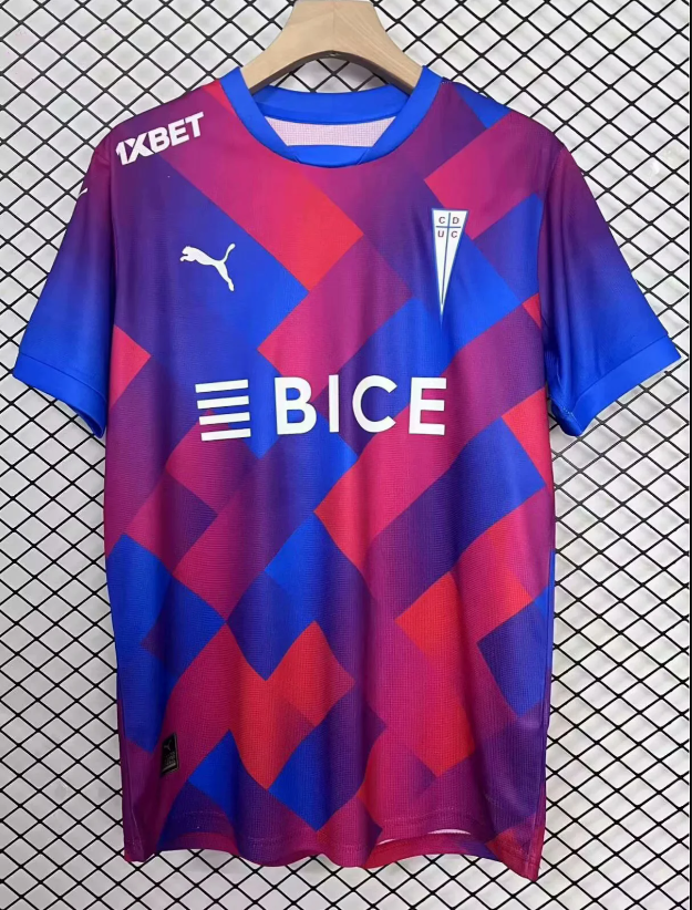 Camiseta católica 2025