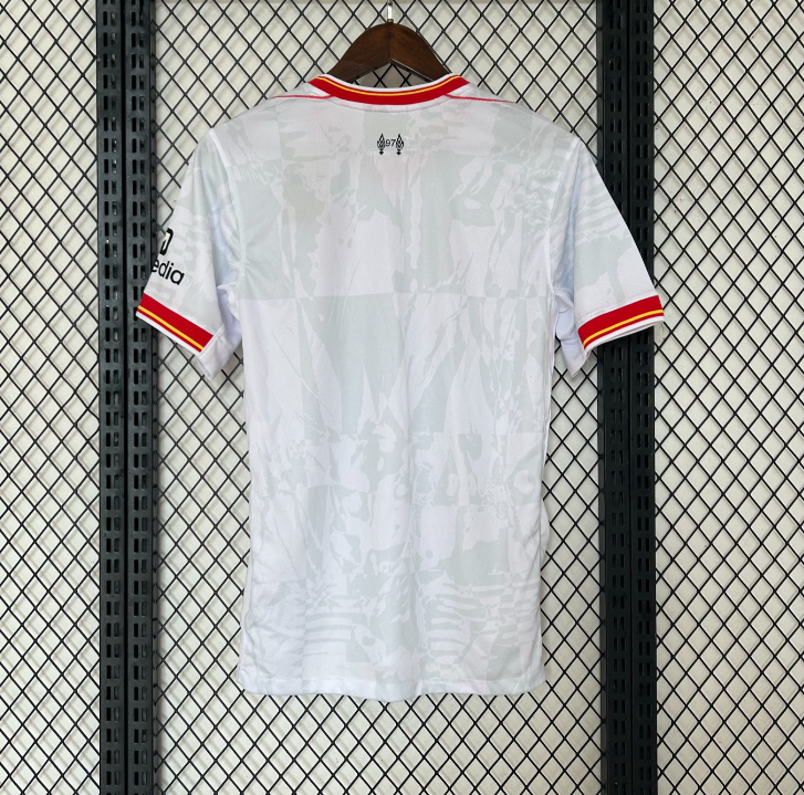 24-25 Tercera camiseta del Liverpool