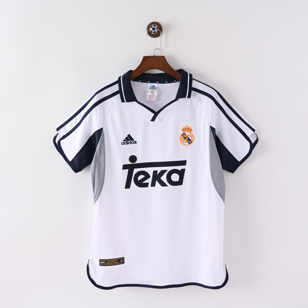 Estadio local del Real Madrid en la temporada 2000/01