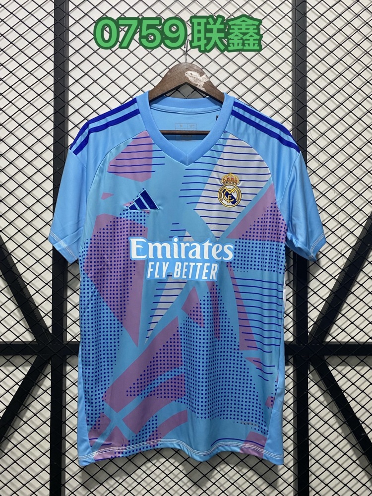 24-25 Portero del Real Madrid