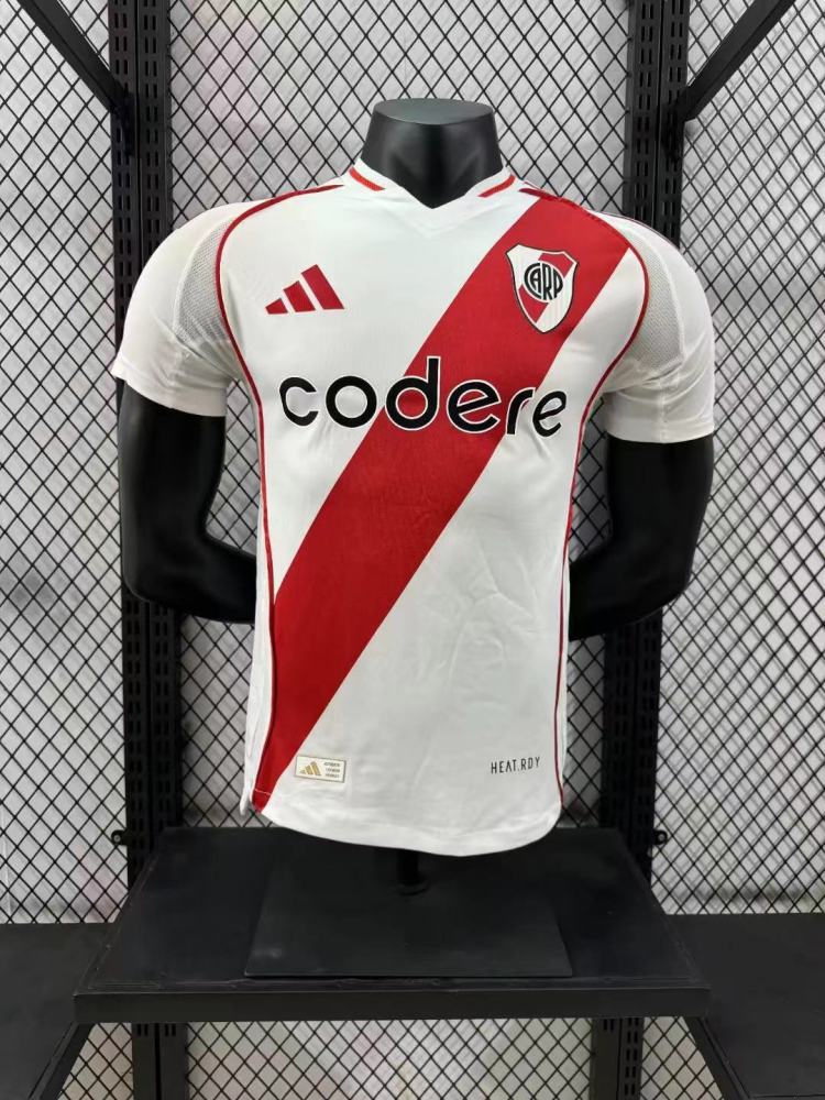 Edición de jugador local de River Plate 2425