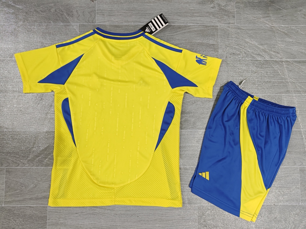 2425 Riyadh Home Ropa para niños