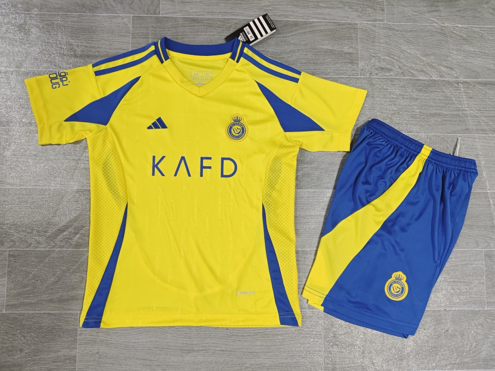 2425 Riyadh Home Ropa para niños