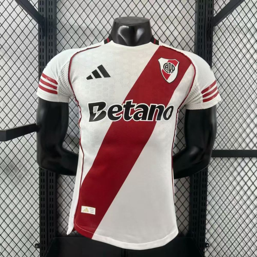 2526 River Plate Home