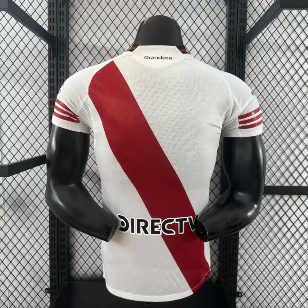 2526 River Plate Home