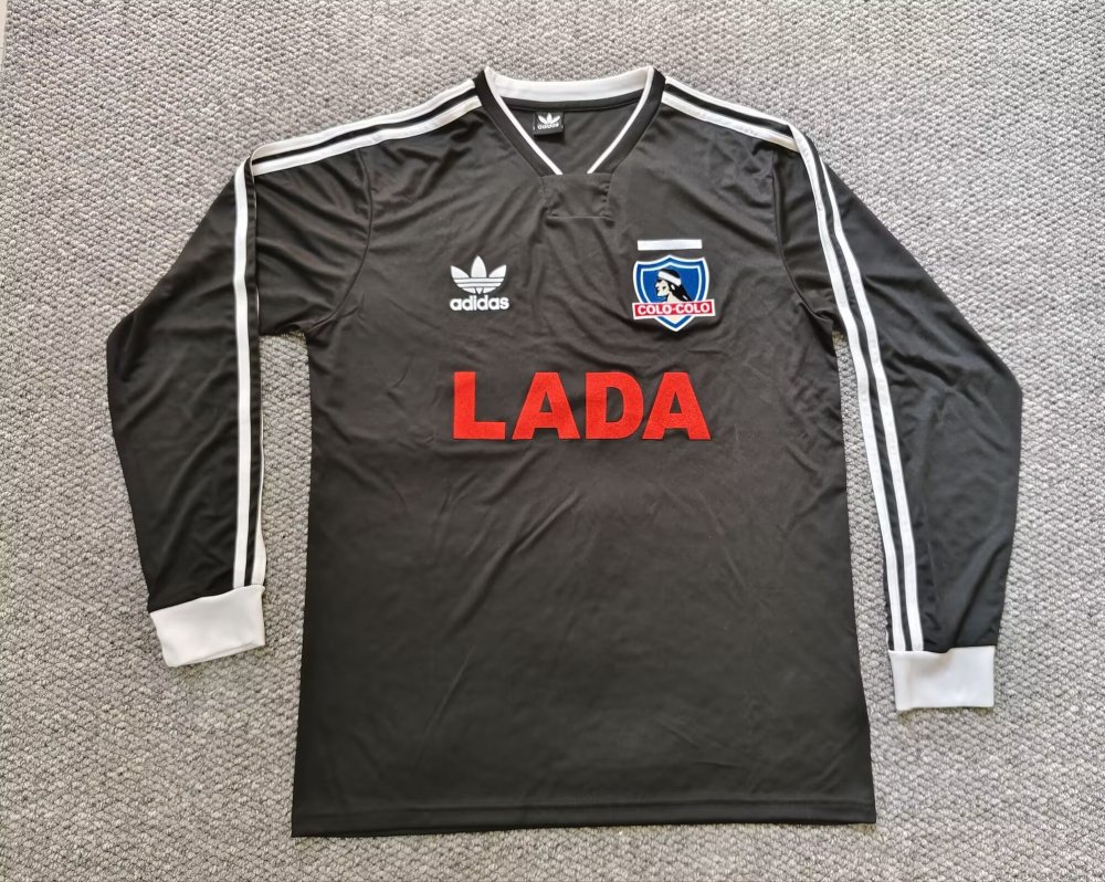 Camiseta Colo Colo 1991, manga larga, color negro