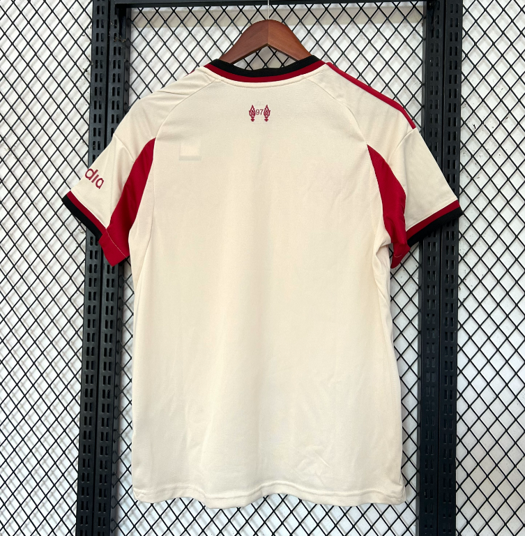 25-26 Liverpool fuera de casa