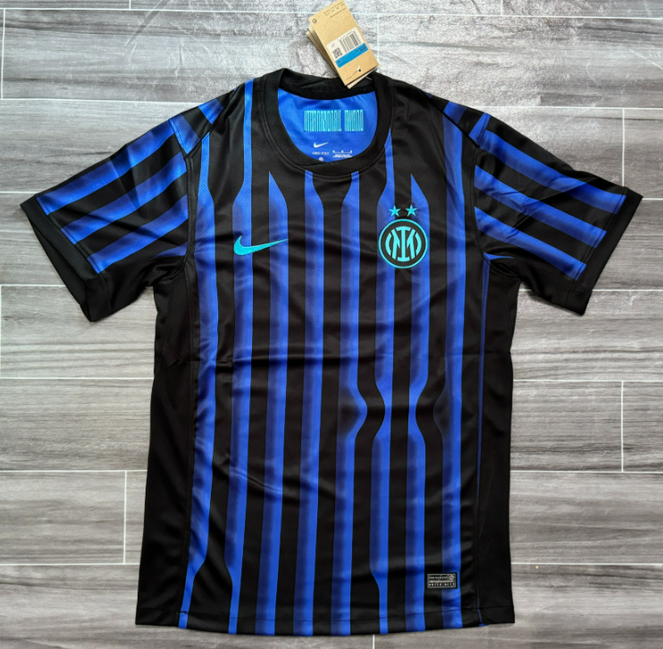 25-26 Inter de Milán