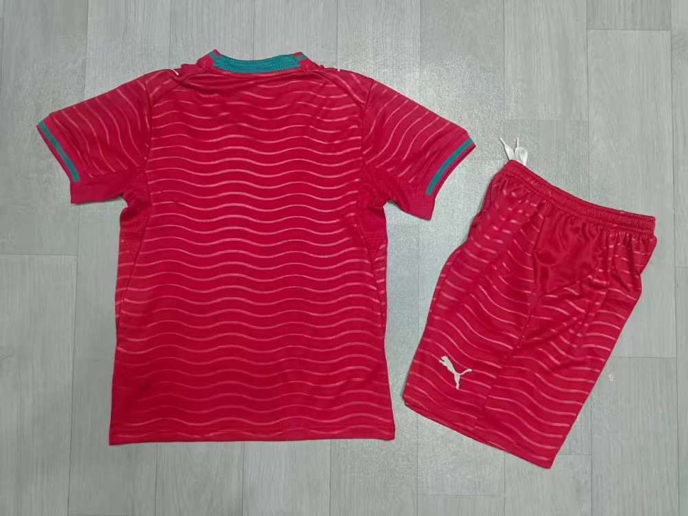 Kit infantil para el partido en casa de Portugal 26-27