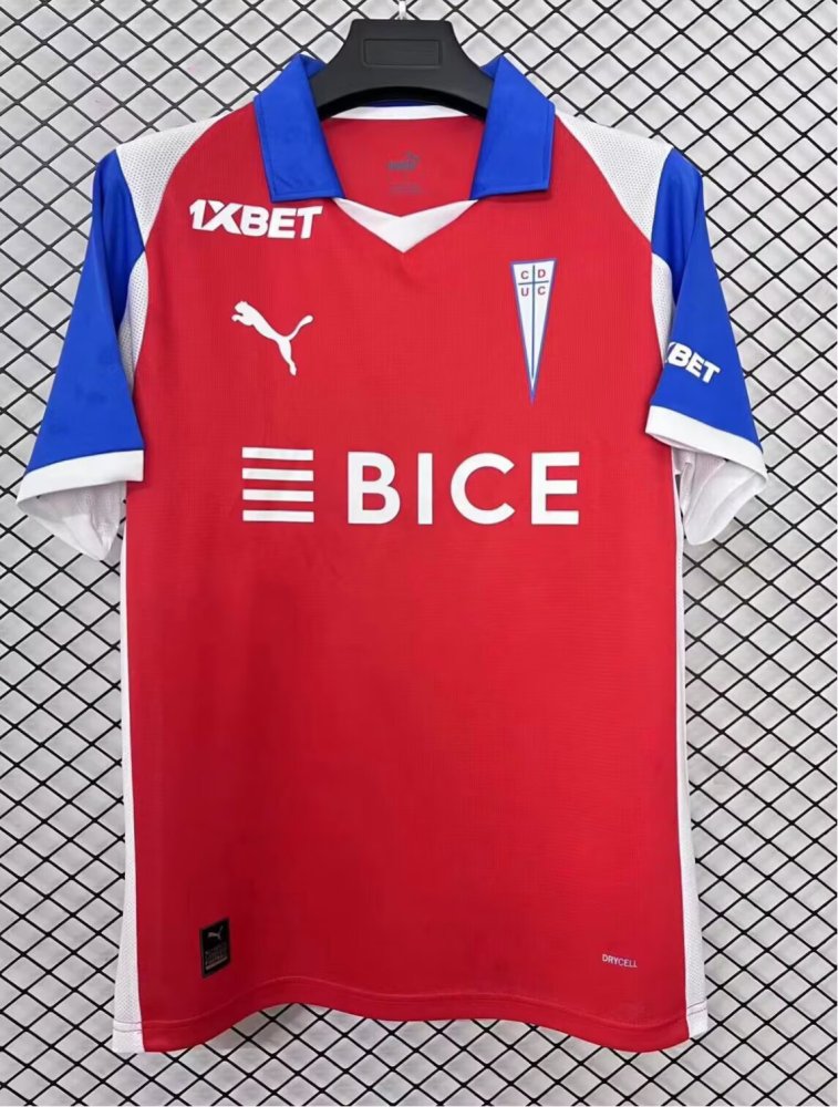Camiseta de la Universidad Católica 2627