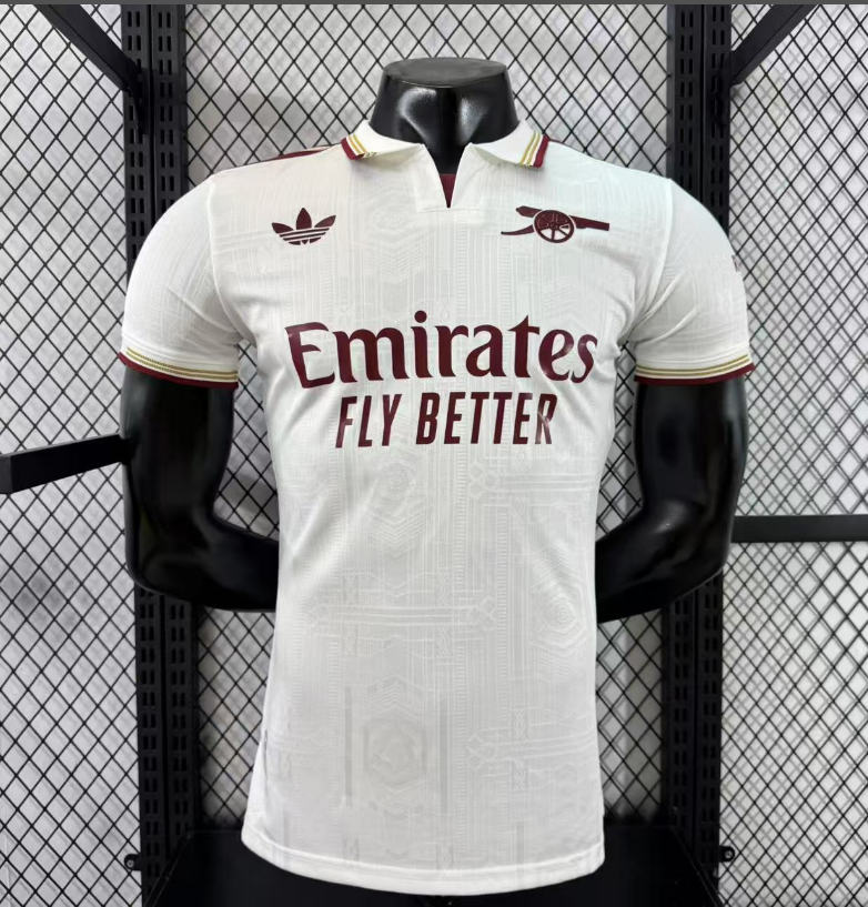 Versión de segundo jugador visitante del Arsenal 2526