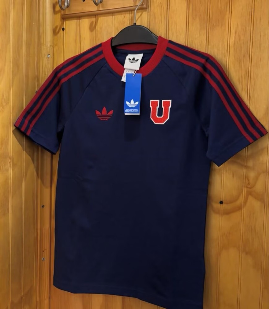 Camiseta retro casual azul de la Universidad de Chile
