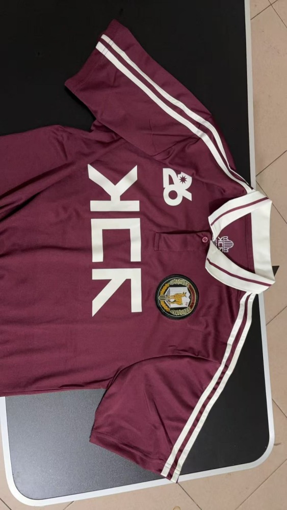 Reserva de camisetas de la banda MCR（La camiseta tiene el número 26.）