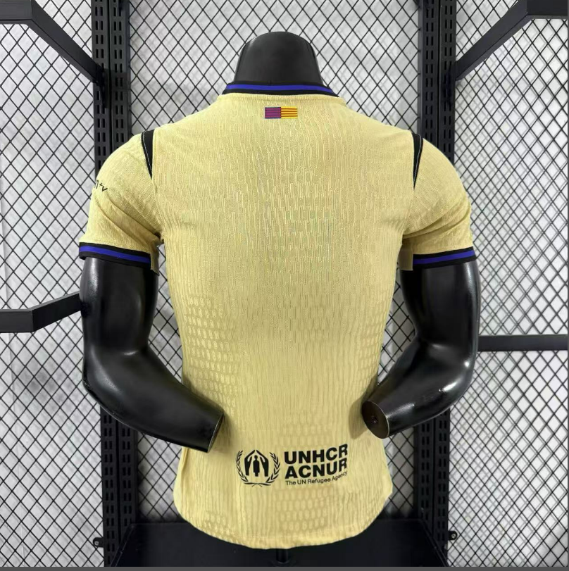 Versión de jugadores visitantes del Barcelona 2526