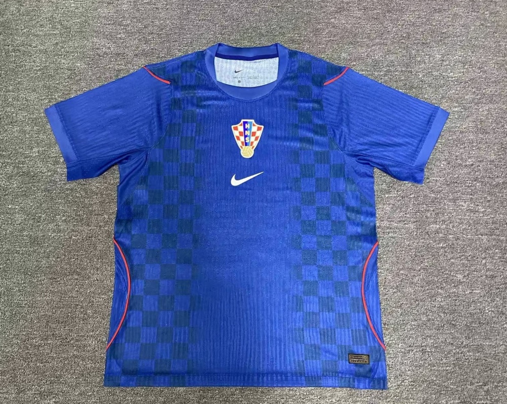 2627 Croacia fuera de casa