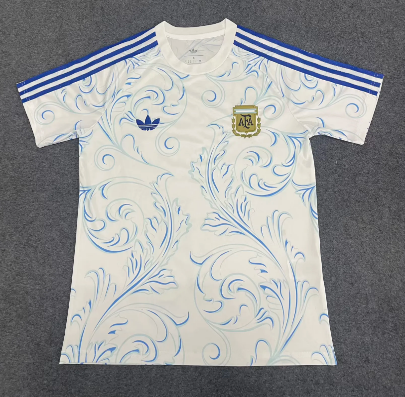 Equipación de entrenamiento blanca de Argentina