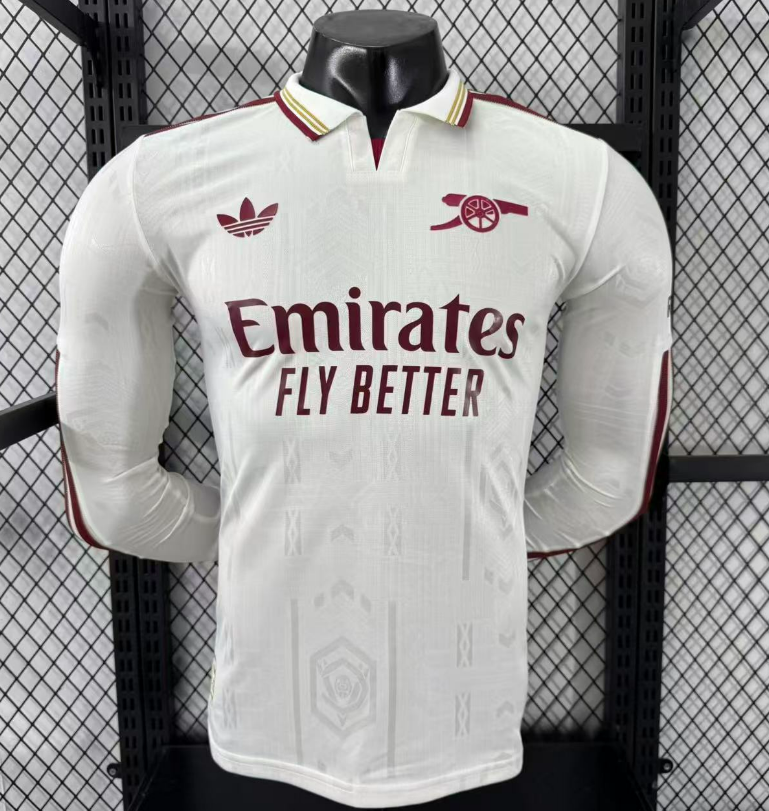Versión de jugador con camiseta de manga larga para los partidos fuera de casa del Arsenal 25-26