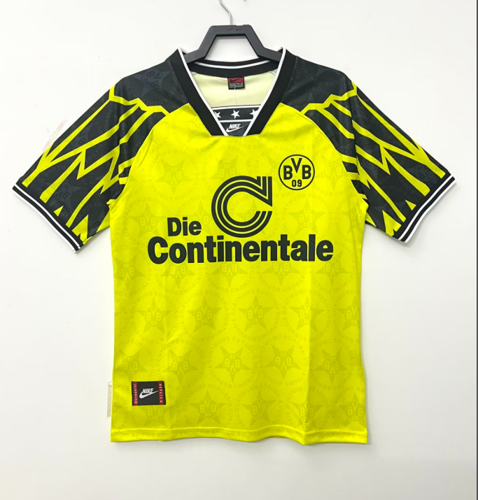Partido en casa del Dortmund 94-95