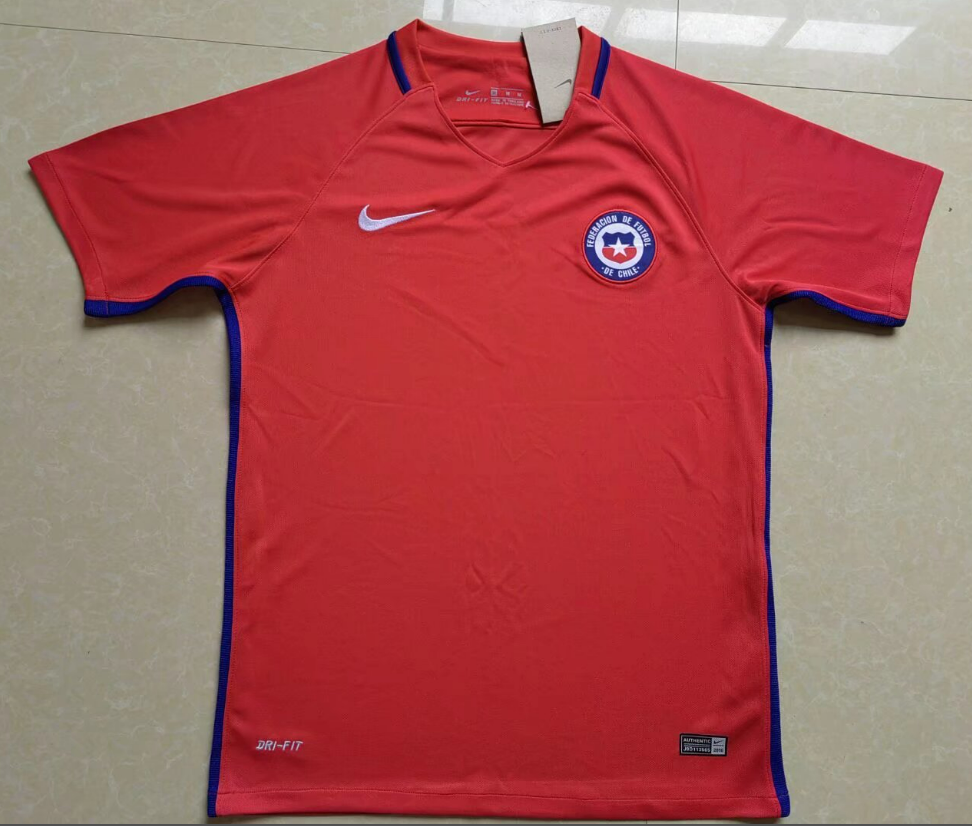 Equipación local de Chile 2016/17