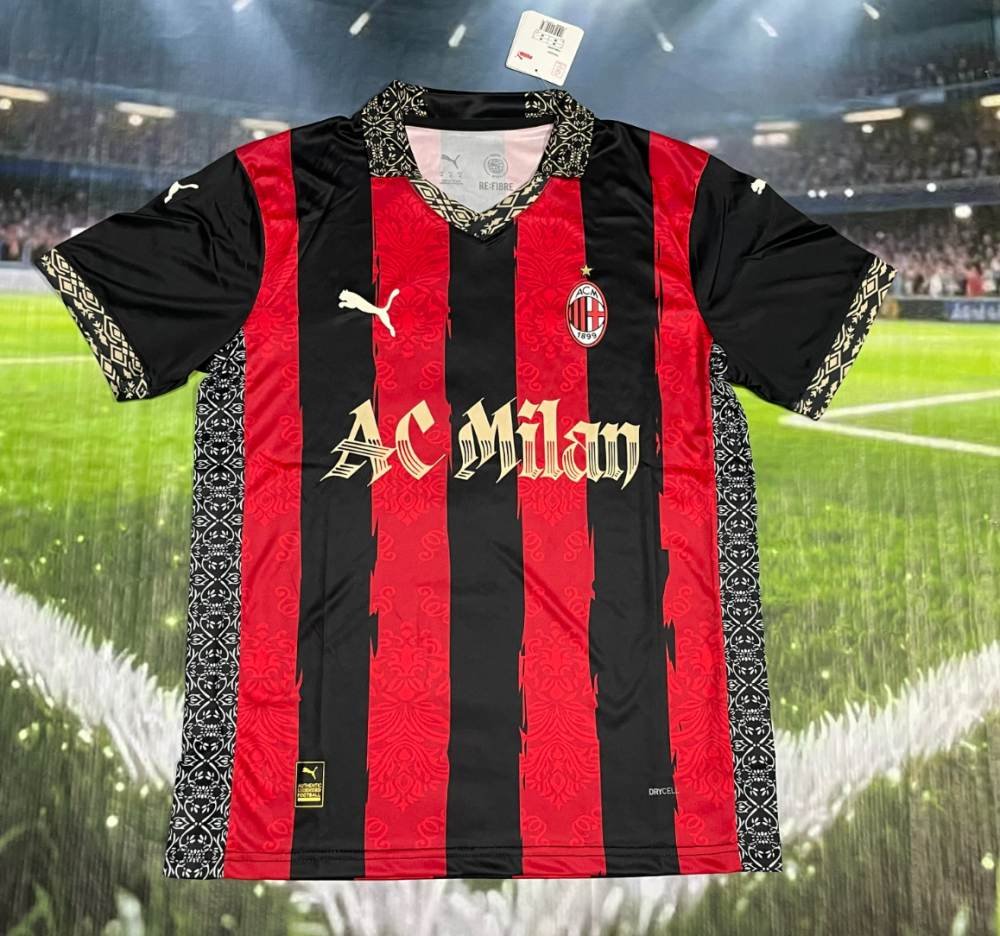 Edición especial AC Milan 2526