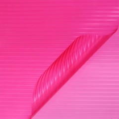 バブルガムピンク