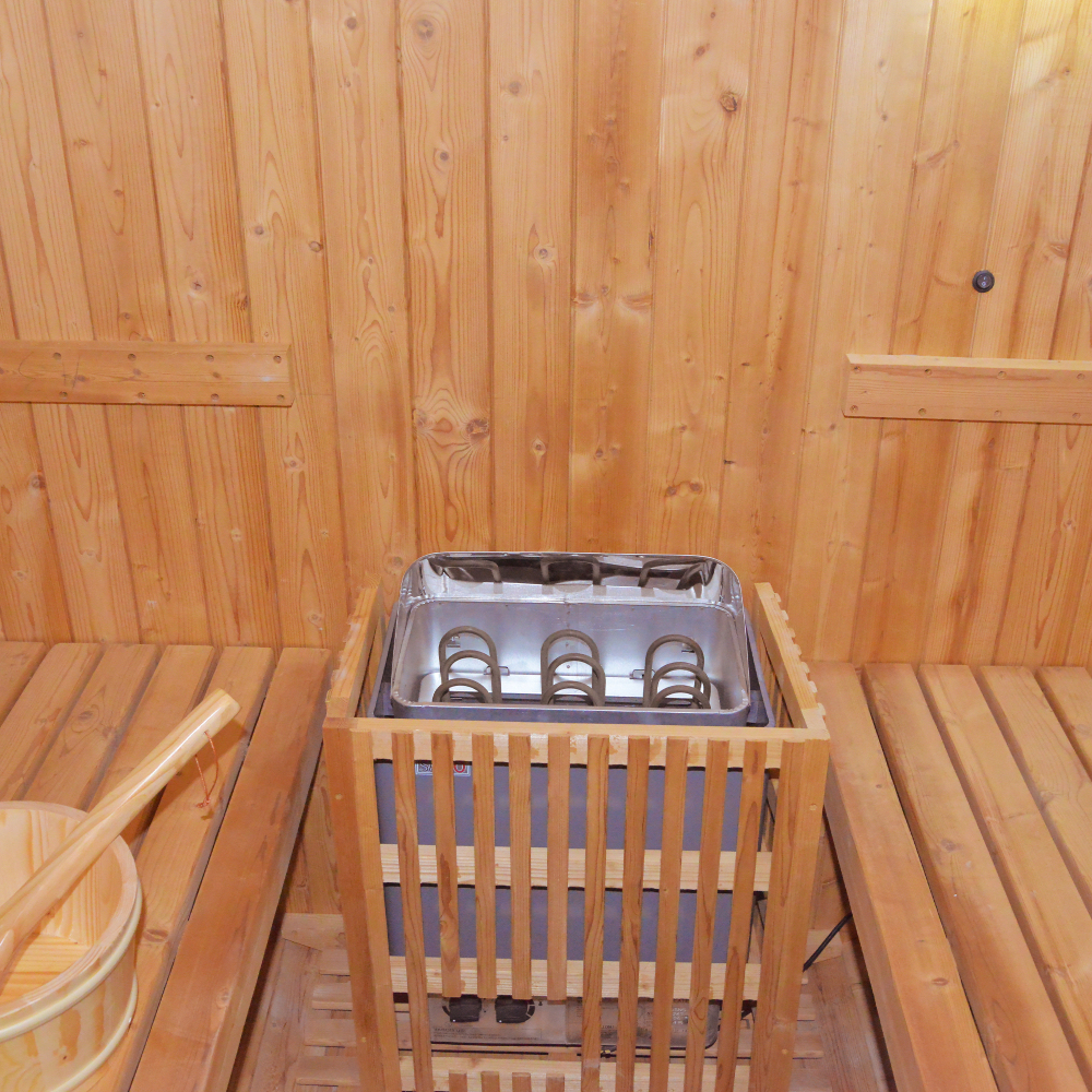 Moray 4-Person Outdoor Round Steam Wet/Dry Sauna with 1 Metal Stove, 1 LED Explosion-Proof Lamp