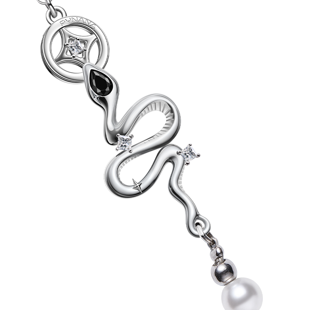 Hammered Circle & Fortune Snake