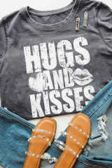 Gray HUGS AND KISSES Valentines Graphic Print Tee LC25219491-11