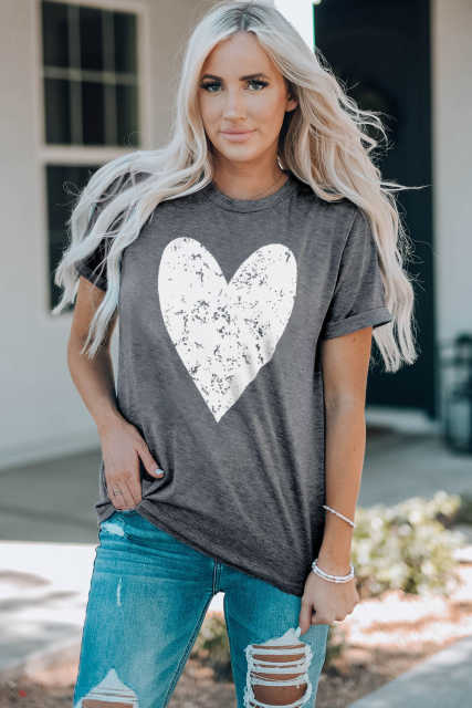Gray Valentine\'s Day Large Heart Shape Print Graphic T Shirt LC25219275-11