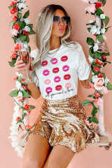 White all you need is love Valentines Kisses Graphic Tee LC25219470-1