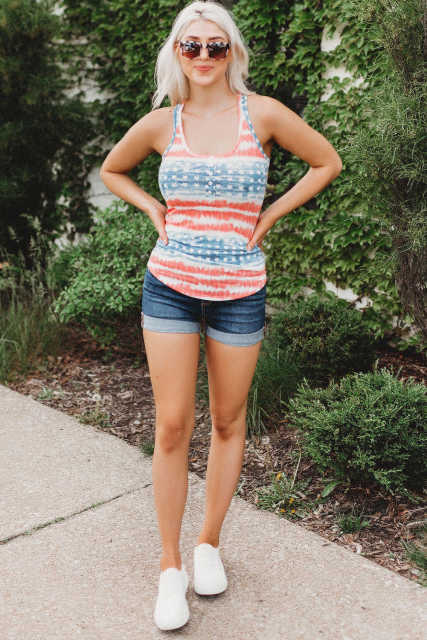 American Flag Scoop Neck Buttoned Tank Top LC2565925-3