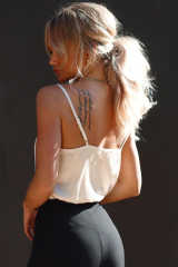 White Lace Crochet V Neck Spaghetti Strap Satin Tank Top LC2567863-1