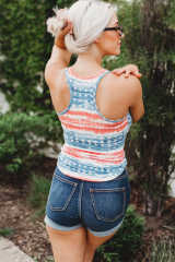 American Flag Scoop Neck Buttoned Tank Top LC2565925-3