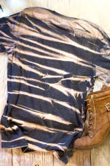 Blue Tie Dye Stripe Print Bleached T-Shirt LC25220327-5