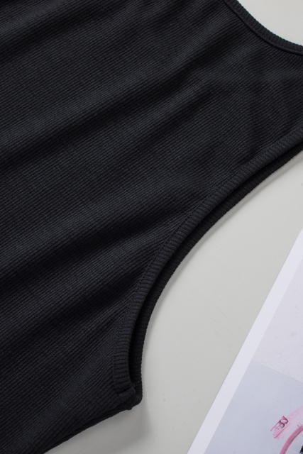 Black Seamless Sleeveless Rib Knit Crop Top LC2565159-2