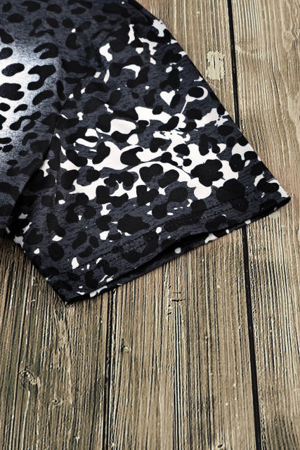 Leopard Blank Apparel- Bleached Leopard Crew Neck T-shirt LC25220738-20